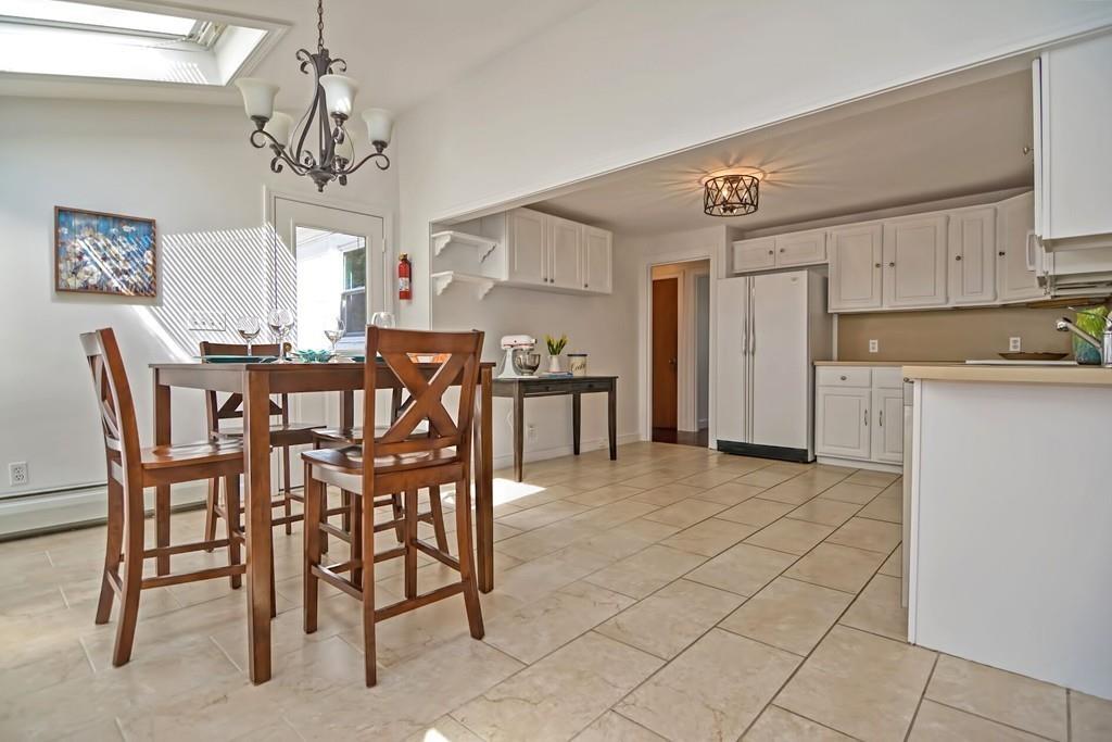 15 Ivy Road Wellesley, MA 02482 - Photo 11 of 37