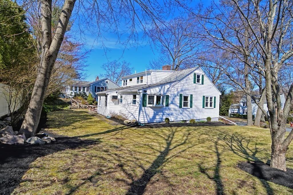 15 Ivy Road Wellesley, MA 02482 - Photo 32 of 37