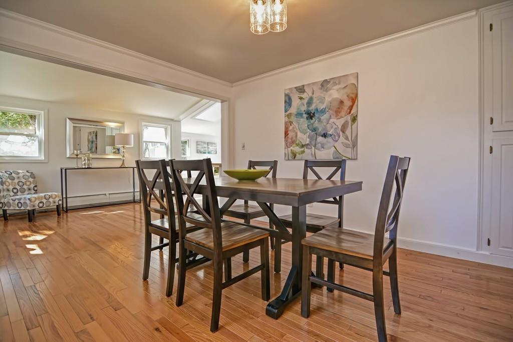 15 Ivy Road Wellesley, MA 02482 - Photo 7 of 37