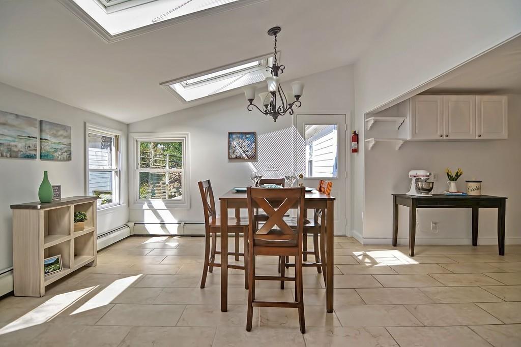 15 Ivy Road Wellesley, MA 02482 - Photo 10 of 37