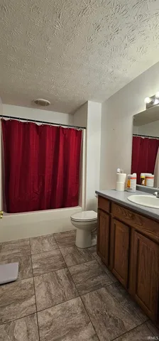 $229,900 | 112 Pilgrim Drive, Portland, IN 47371