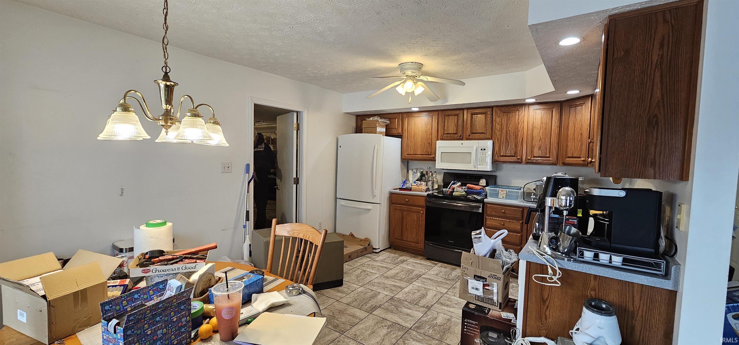 112 Pilgrim Drive Portland, IN 47371 - Photo 6 of 18