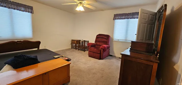 $229,900 | 112 Pilgrim Drive, Portland, IN 47371