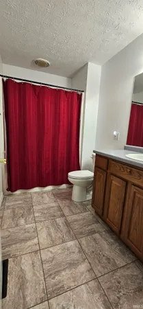 $207,900 | 112 Pilgrim Drive, Portland, IN 47371