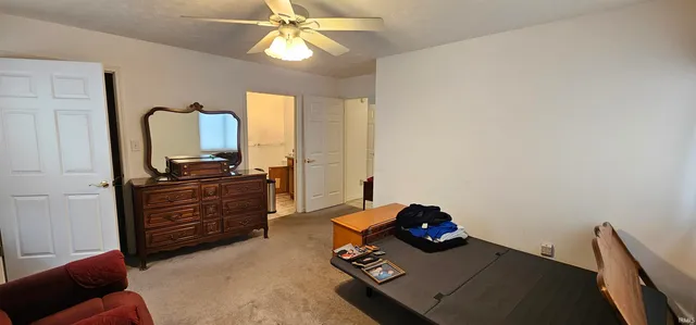 $229,900 | 112 Pilgrim Drive, Portland, IN 47371