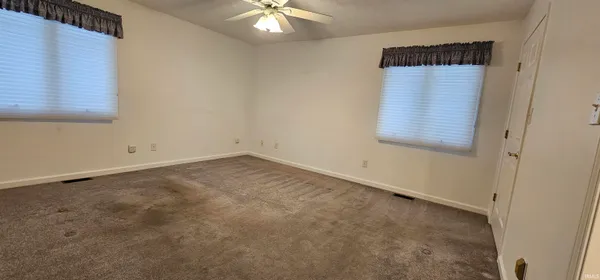 $207,900 | 112 Pilgrim Drive, Portland, IN 47371