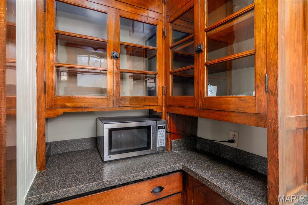 902 Walnut Street Highland, IL 62249 - Photo 11 of 43