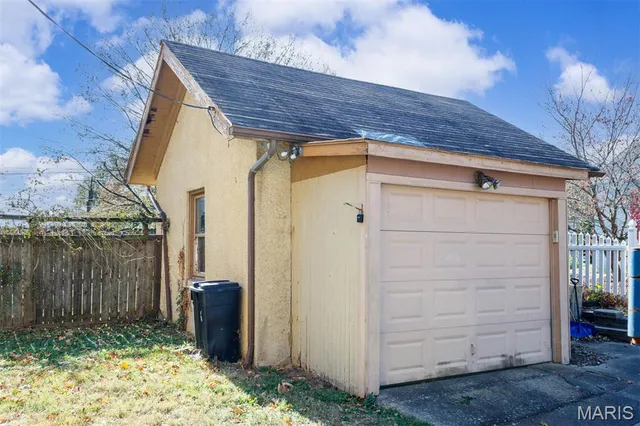 $250,000 | 902 Walnut Street, Highland, IL 62249