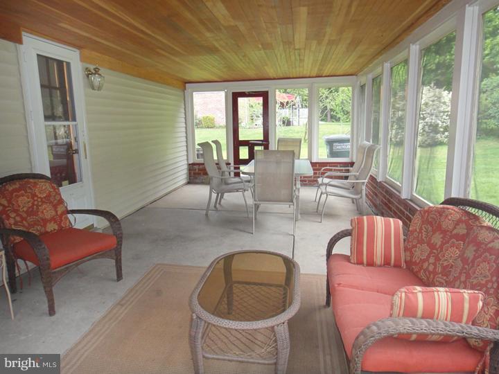 98 Harriet Road Churchville, PA 18966 - Photo 11 of 25 Gallery Image 11