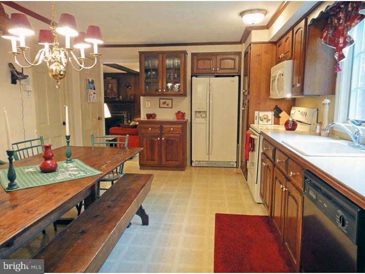 98 Harriet Road Churchville, PA 18966 - Photo 6 of 25 Gallery Image 6
