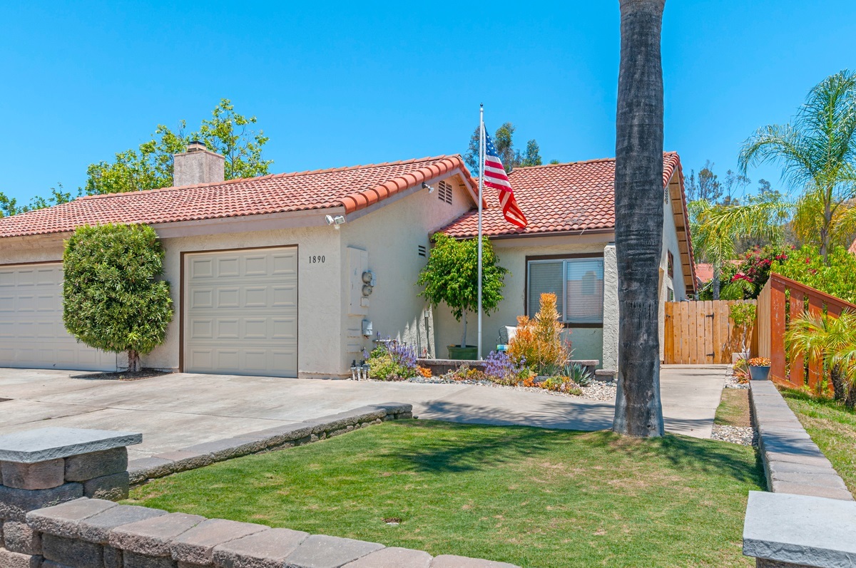 1890 Hilton Head Road El Cajon, CA 92019 - Photo 1 of 21 Gallery Image 1