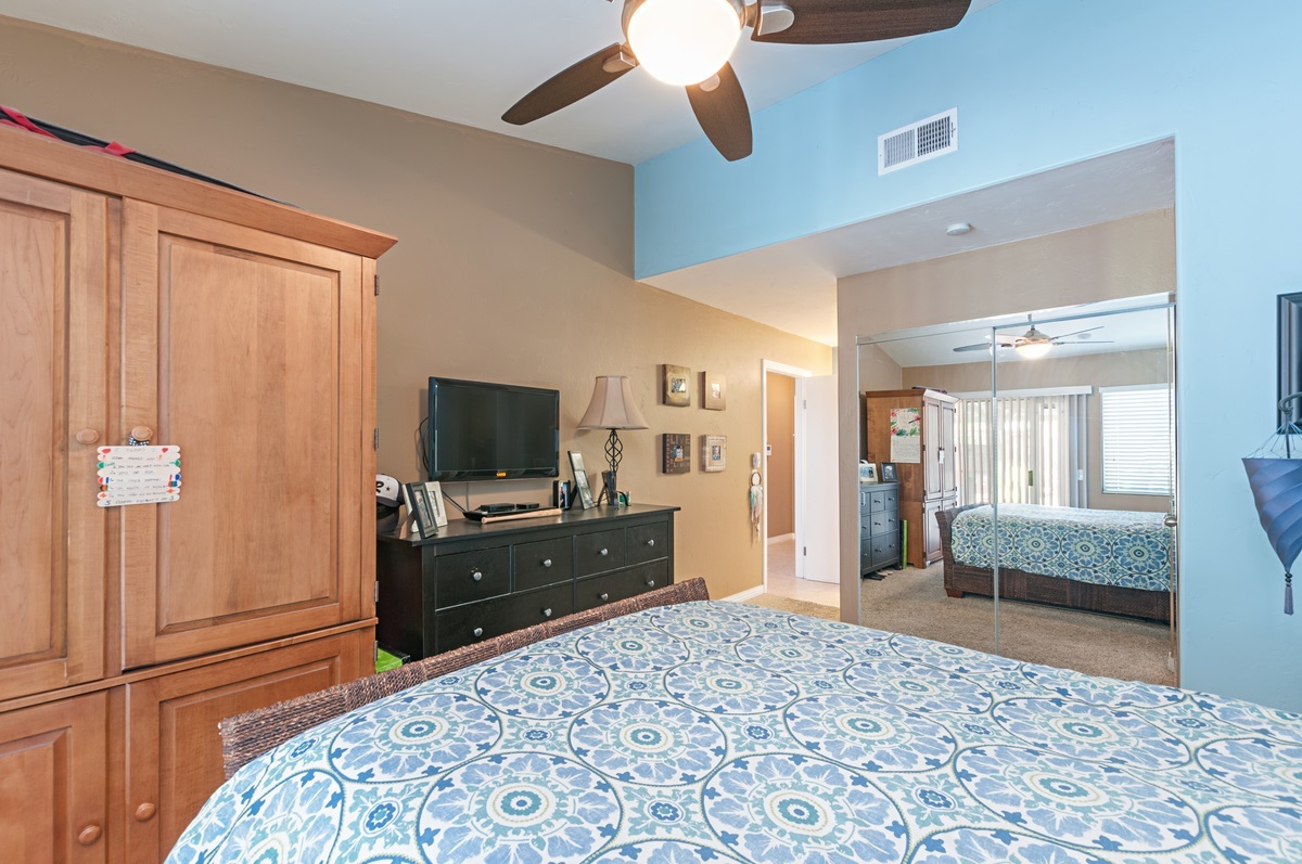 1890 Hilton Head Road El Cajon, CA 92019 - Photo 14 of 21 Gallery Image 14