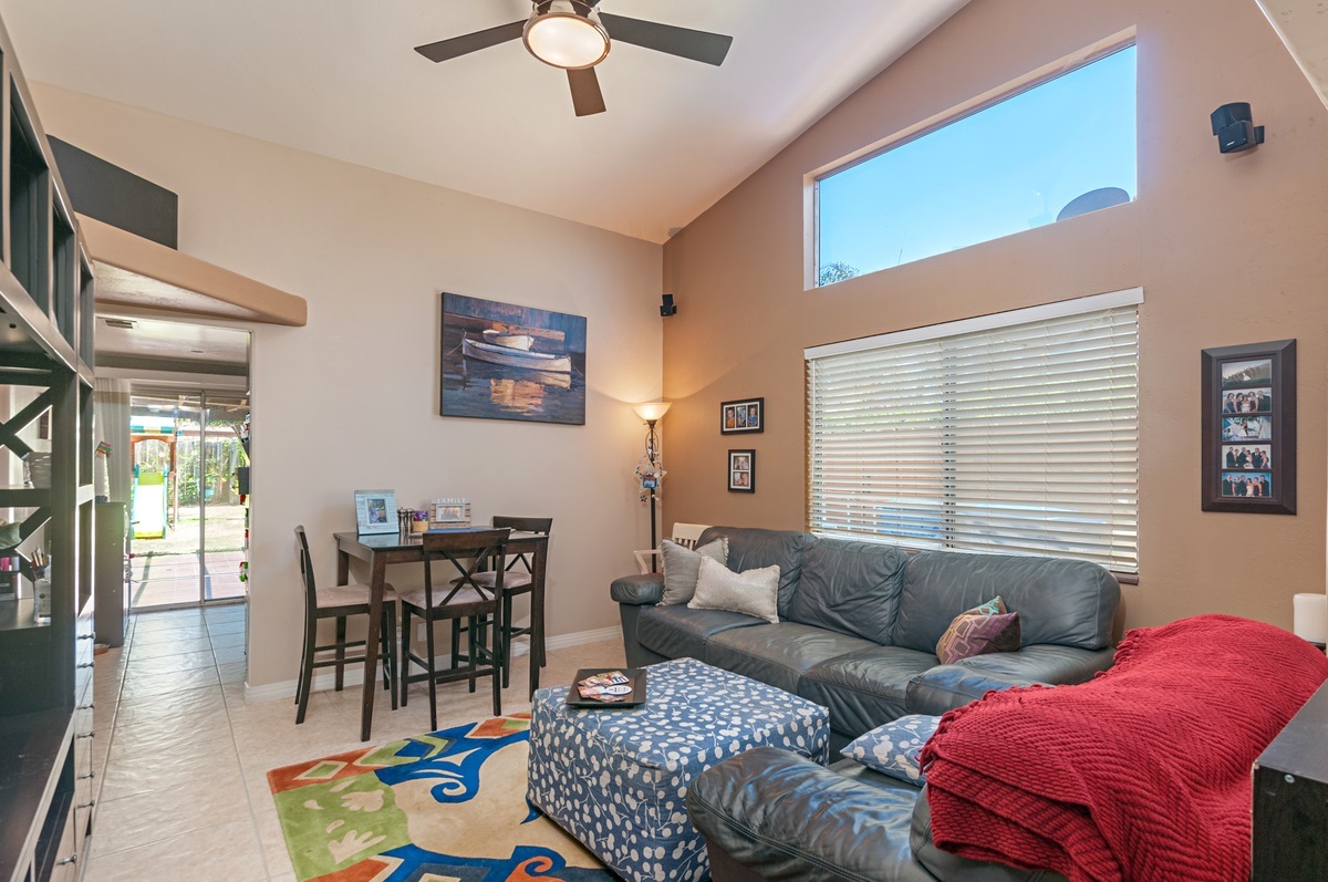 1890 Hilton Head Road El Cajon, CA 92019 - Photo 6 of 21 Gallery Image 6