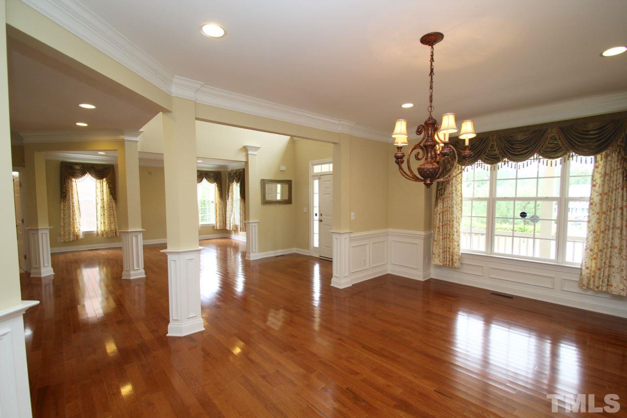 309 Ivyshaw Road Cary, NC 27519 - Photo 4 of 25