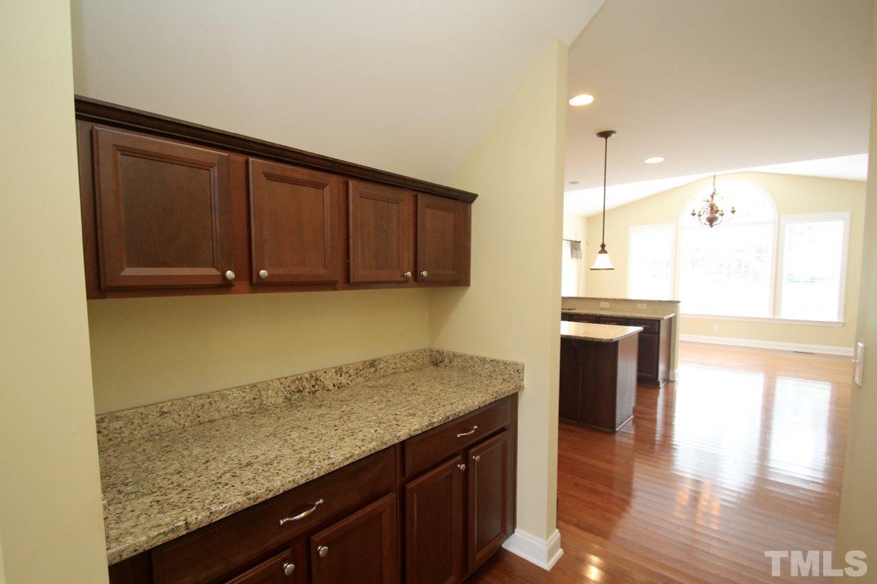 309 Ivyshaw Road Cary, NC 27519 - Photo 5 of 25