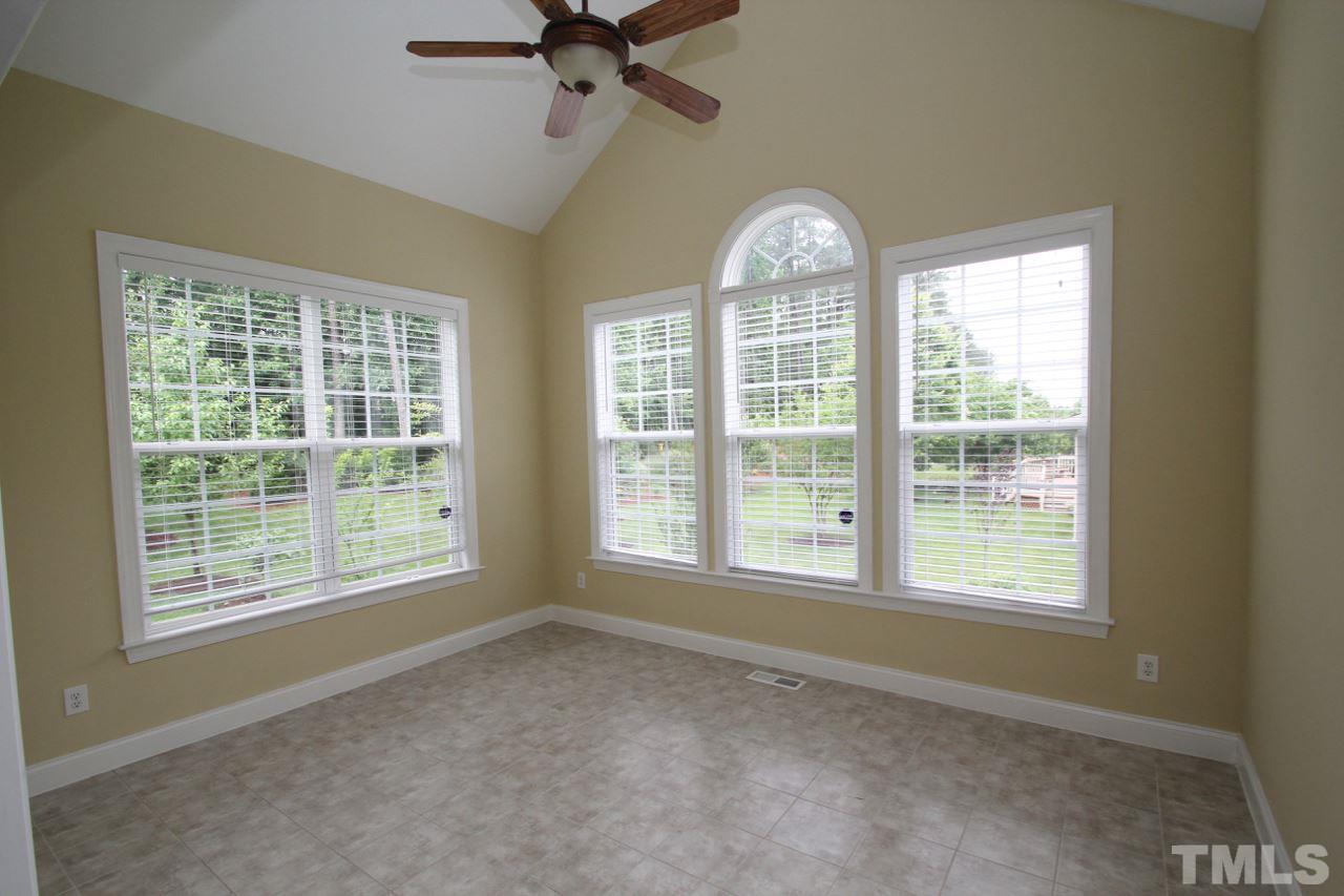 309 Ivyshaw Road Cary, NC 27519 - Photo 7 of 25