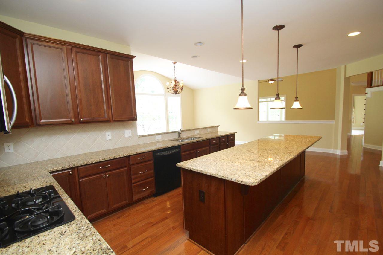309 Ivyshaw Road Cary, NC 27519 - Photo 10 of 25