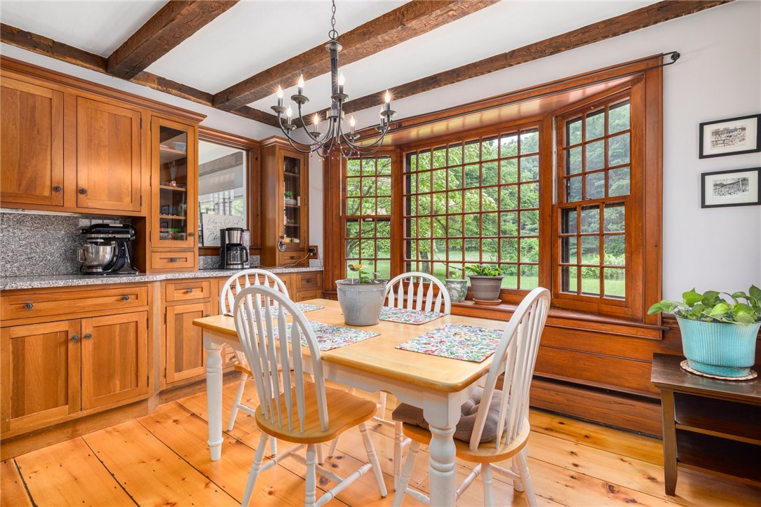 2381 Middle Road East Greenwich, RI 02818 - Photo 11 of 48 Gallery Image 11