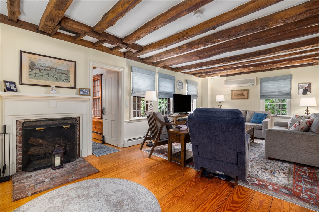 2381 Middle Road East Greenwich, RI 02818 - Photo 15 of 48 Gallery Image 15