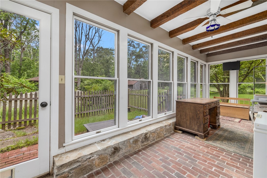 2381 Middle Road East Greenwich, RI 02818 - Photo 19 of 48 Gallery Image 19