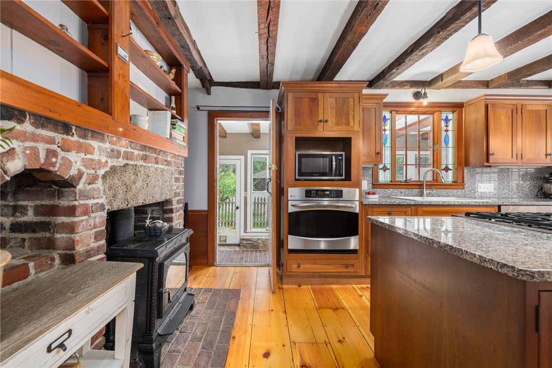 2381 Middle Road East Greenwich, RI 02818 - Photo 6 of 48 Gallery Image 6