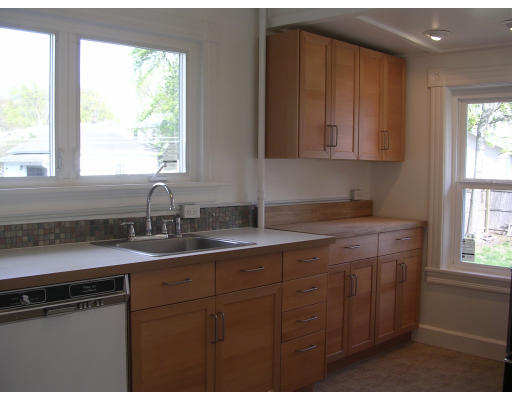 77 Field Street West Springfield, MA 01089 - Photo 3 of 10 Gallery Image 3