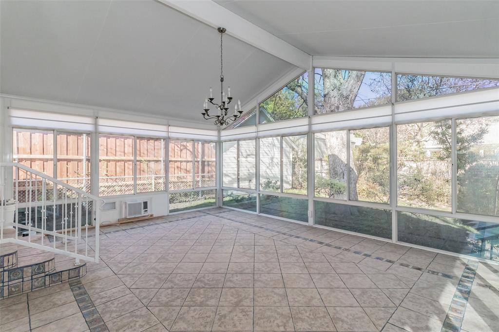 2311 Warner Road Fort Worth, TX 76110 - Photo 33 of 37
