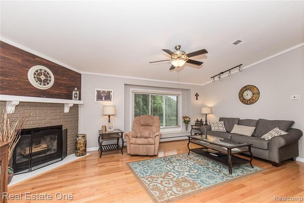 2233 London Bridge Drive, Unit 38 Rochester Hills, MI 48307 - Photo 11 of 13