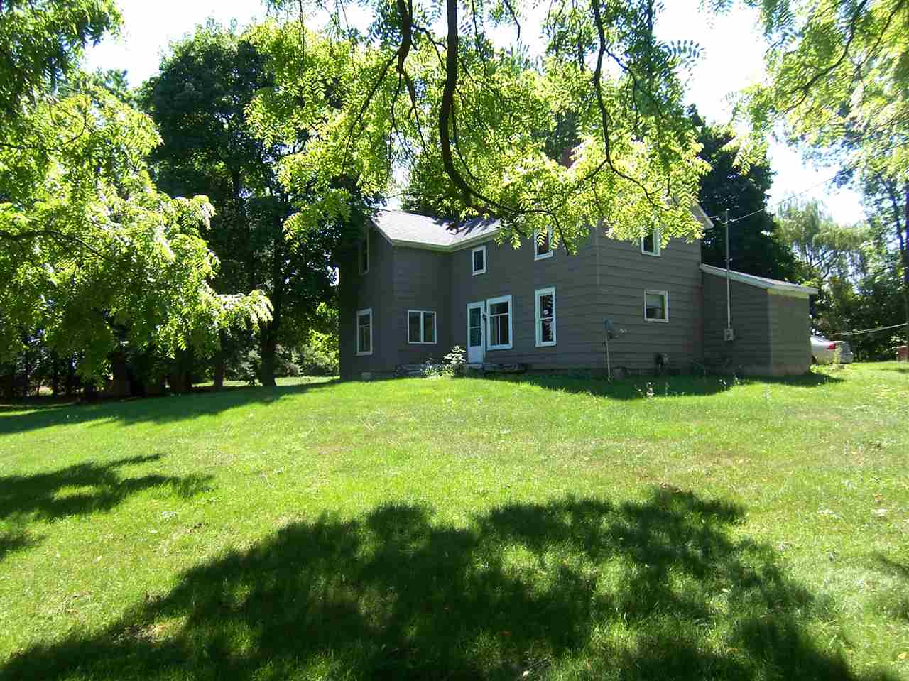 8660 East Fremont Road Shepherd, MI 48883 - Photo 1 of 22 1821258.JPG