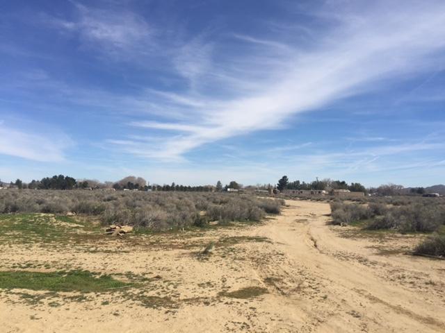 9270 Frontage Road West Mojave, CA 93501 - Photo 5 of 7 a view of ocean view and mountain