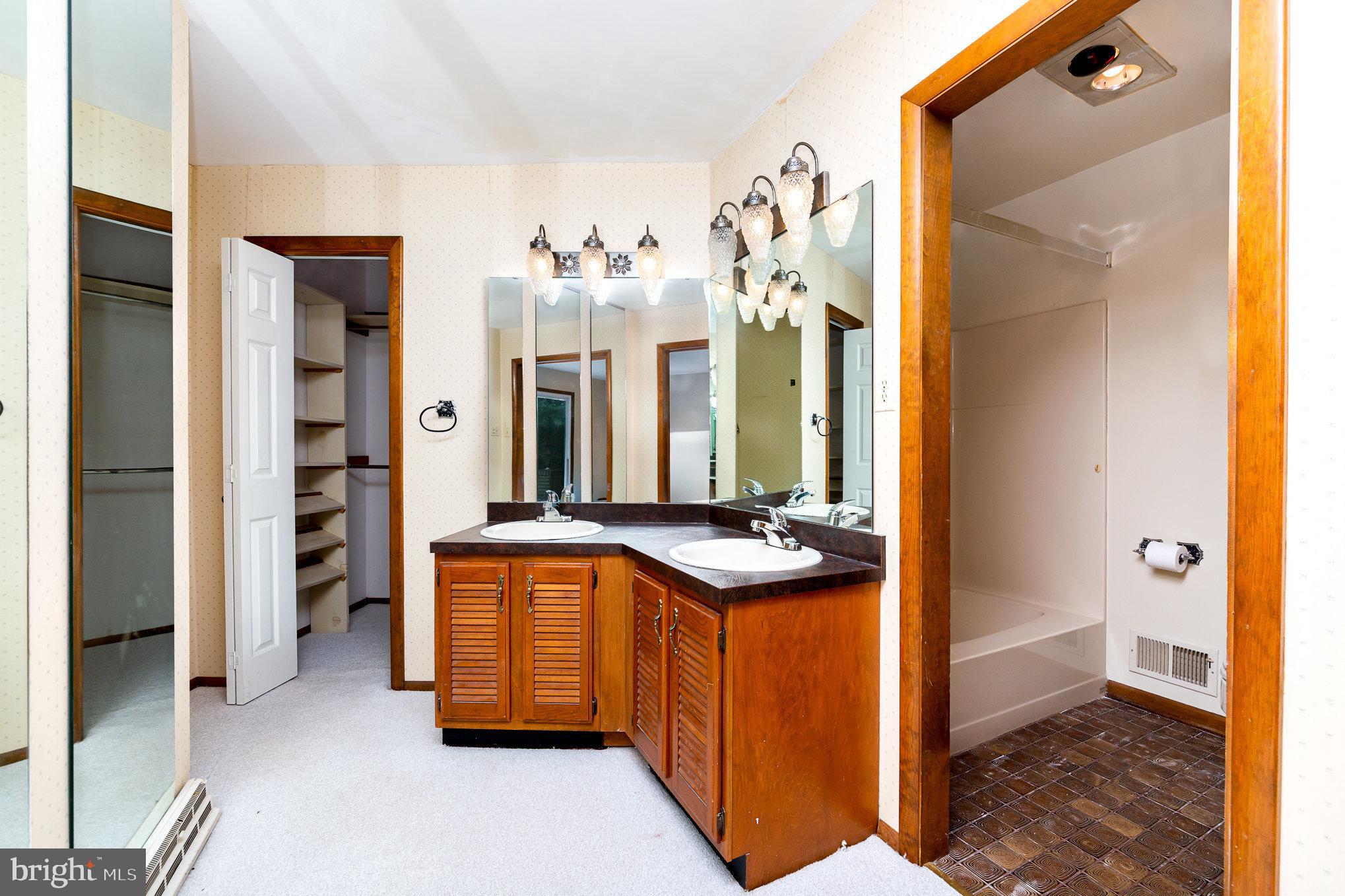 2837 Conowingo Road Bel Air, MD 21015 - Photo 13 of 37 Primary Full Bath