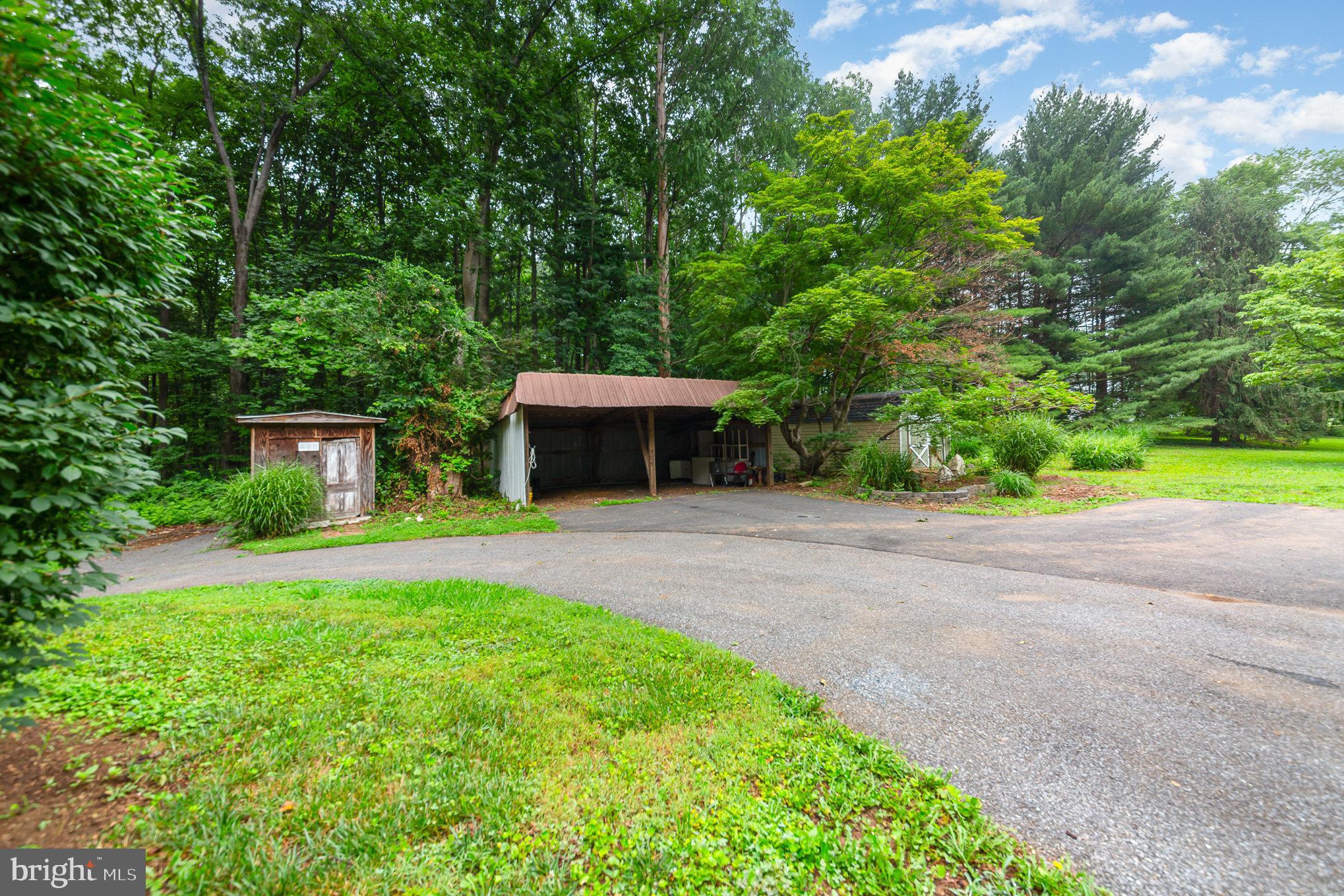 2837 Conowingo Road Bel Air, MD 21015 - Photo 31 of 37 Storage Sheds