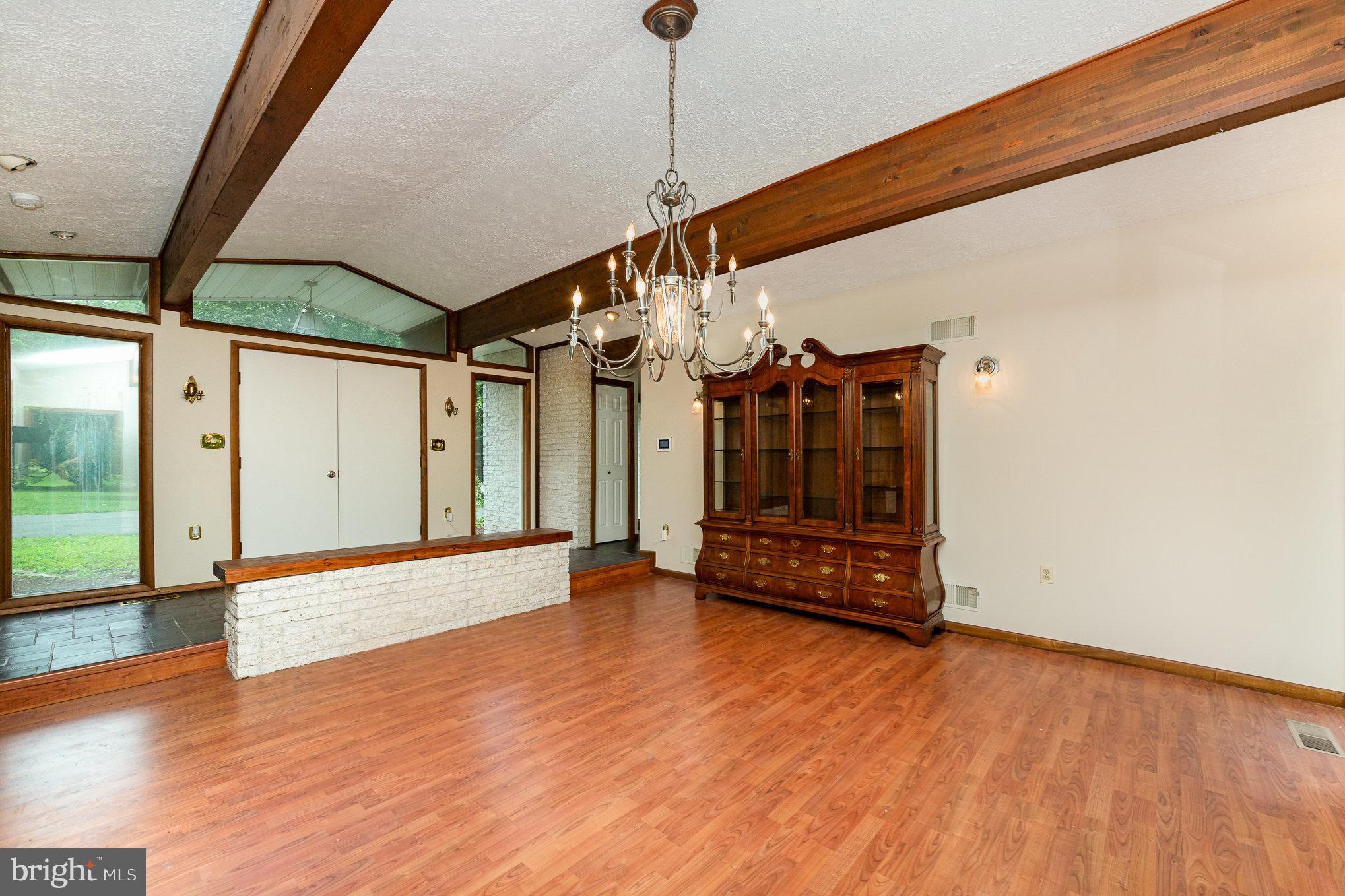 2837 Conowingo Road Bel Air, MD 21015 - Photo 9 of 37 Living Room