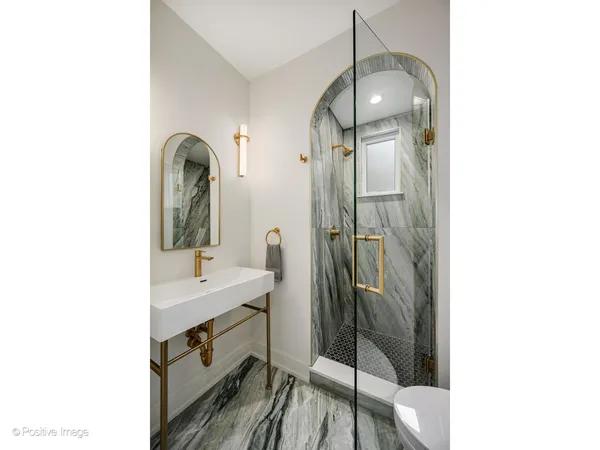 $1,950,000 | 3846 North Kedvale Avenue, Chicago, IL 60641
