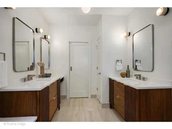 $1,950,000 | 3846 North Kedvale Avenue, Chicago, IL 60641