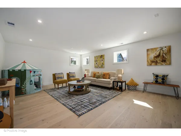 $1,950,000 | 3846 North Kedvale Avenue, Chicago, IL 60641