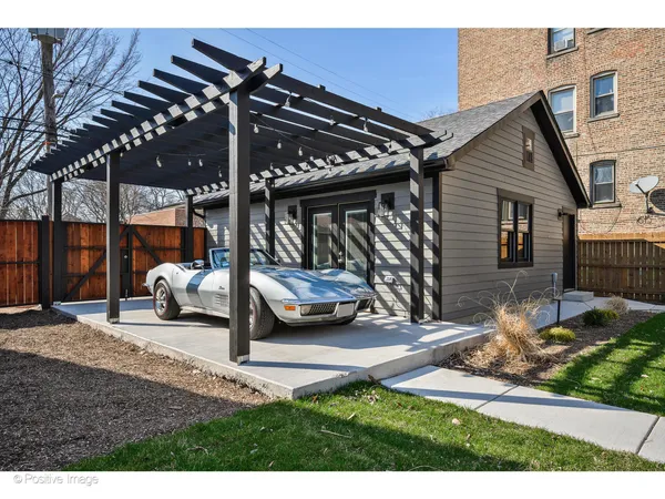 $1,950,000 | 3846 North Kedvale Avenue, Chicago, IL 60641