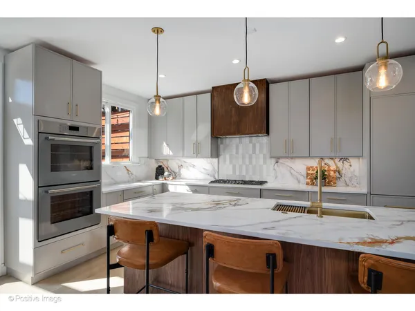 $1,950,000 | 3846 North Kedvale Avenue, Chicago, IL 60641