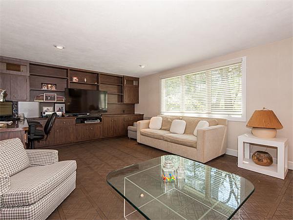 44 Rowena Road Newton, MA 02459 - Photo 9 of 21