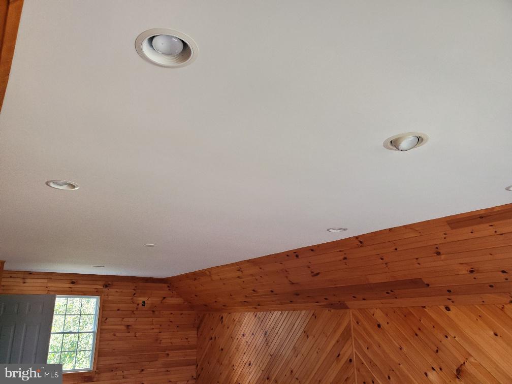 9368 Clendaniel Pond Road Lincoln, DE 19960 - Photo 21 of 58 Recessed lighting in bonus room