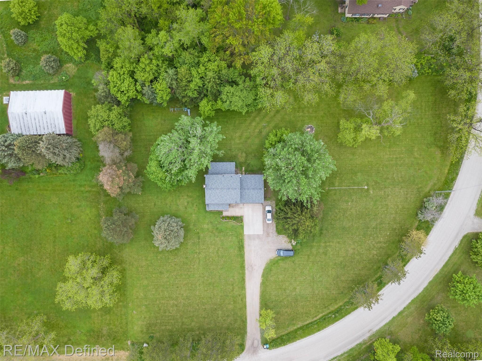 17700 Pratt Road Armada, MI 48005 - Photo 10 of 36 17700 Pratt Rd-10.jpg