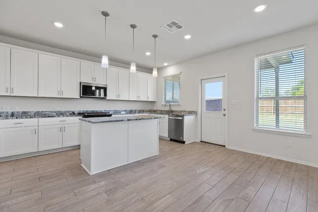 $2,350 | 905 Duskywing Way, Georgetown, TX 78626