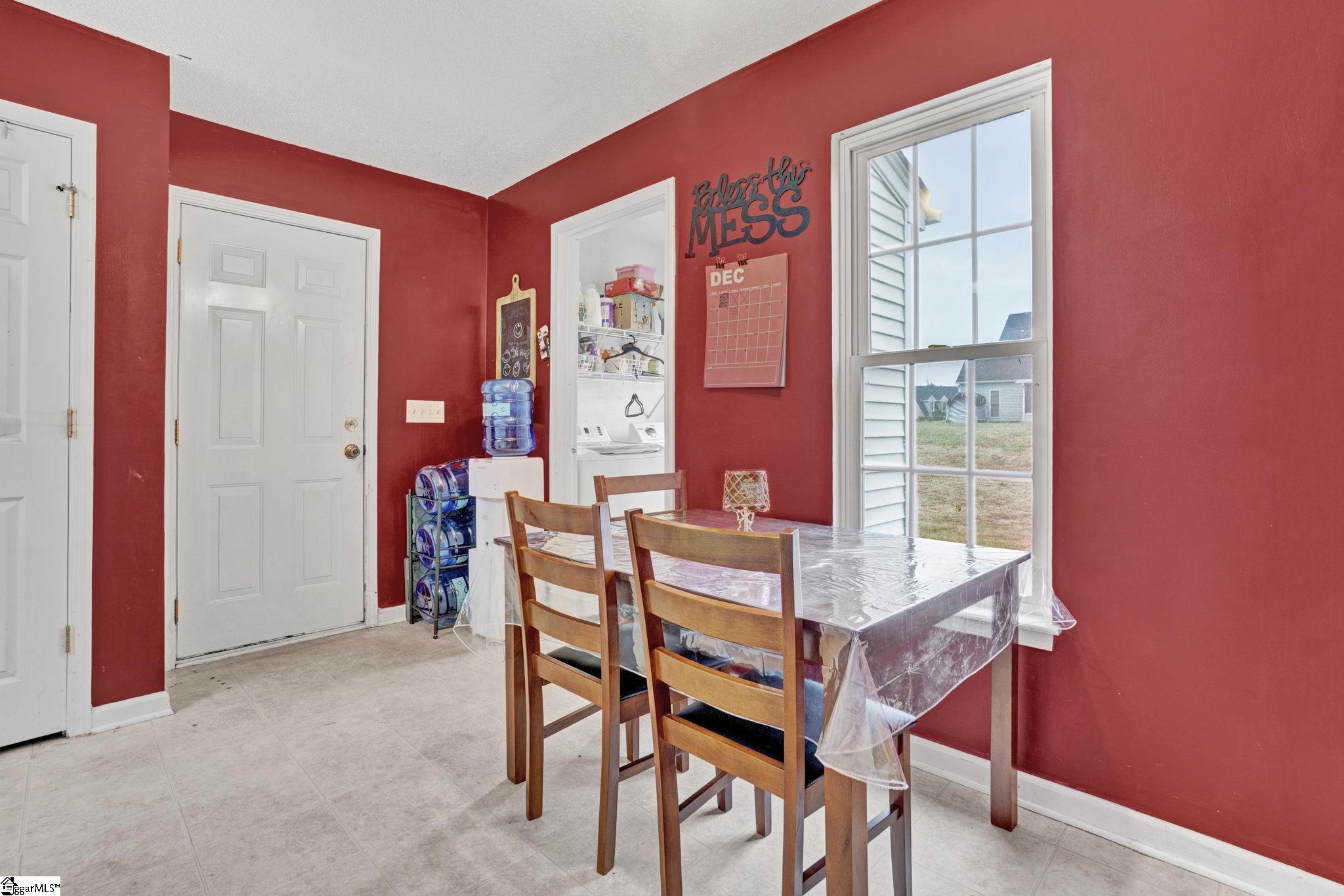 133 Hurst Avenue Anderson, SC 29625 - Photo 11 of 50