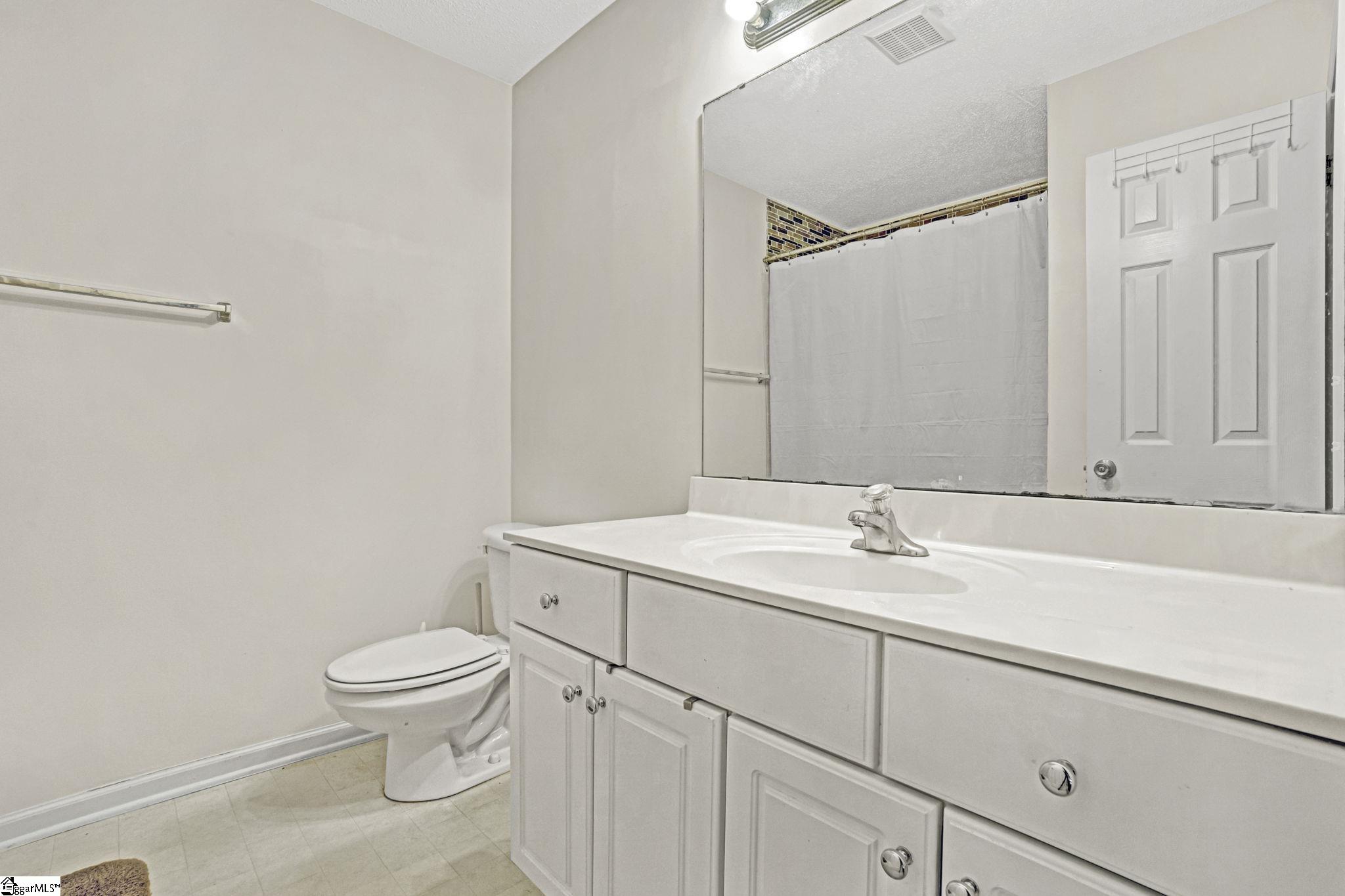 133 Hurst Avenue Anderson, SC 29625 - Photo 26 of 50