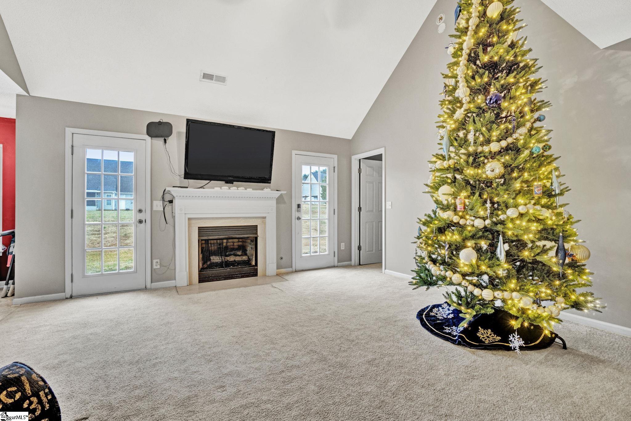 133 Hurst Avenue Anderson, SC 29625 - Photo 7 of 50