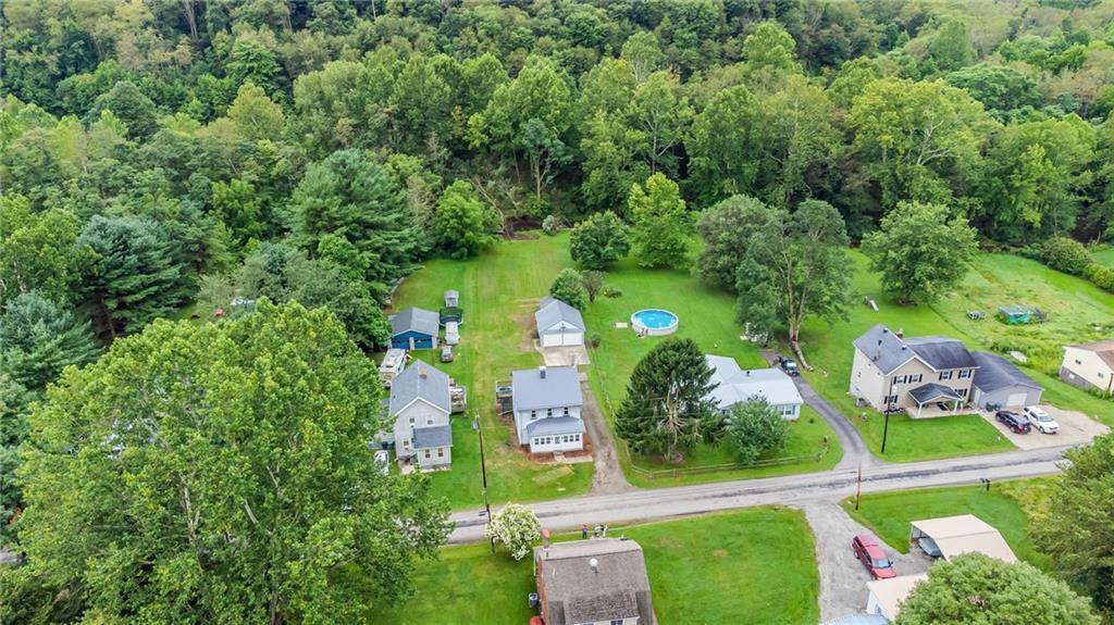 504 Bartleyville Road Burgettstown, PA 15021 - Photo 2 of 25 Gallery Image 2