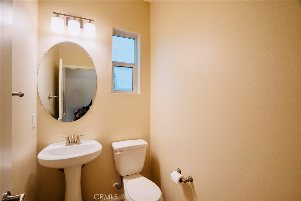 933 Madison Court Upland, CA 91784 - Photo 13 of 27