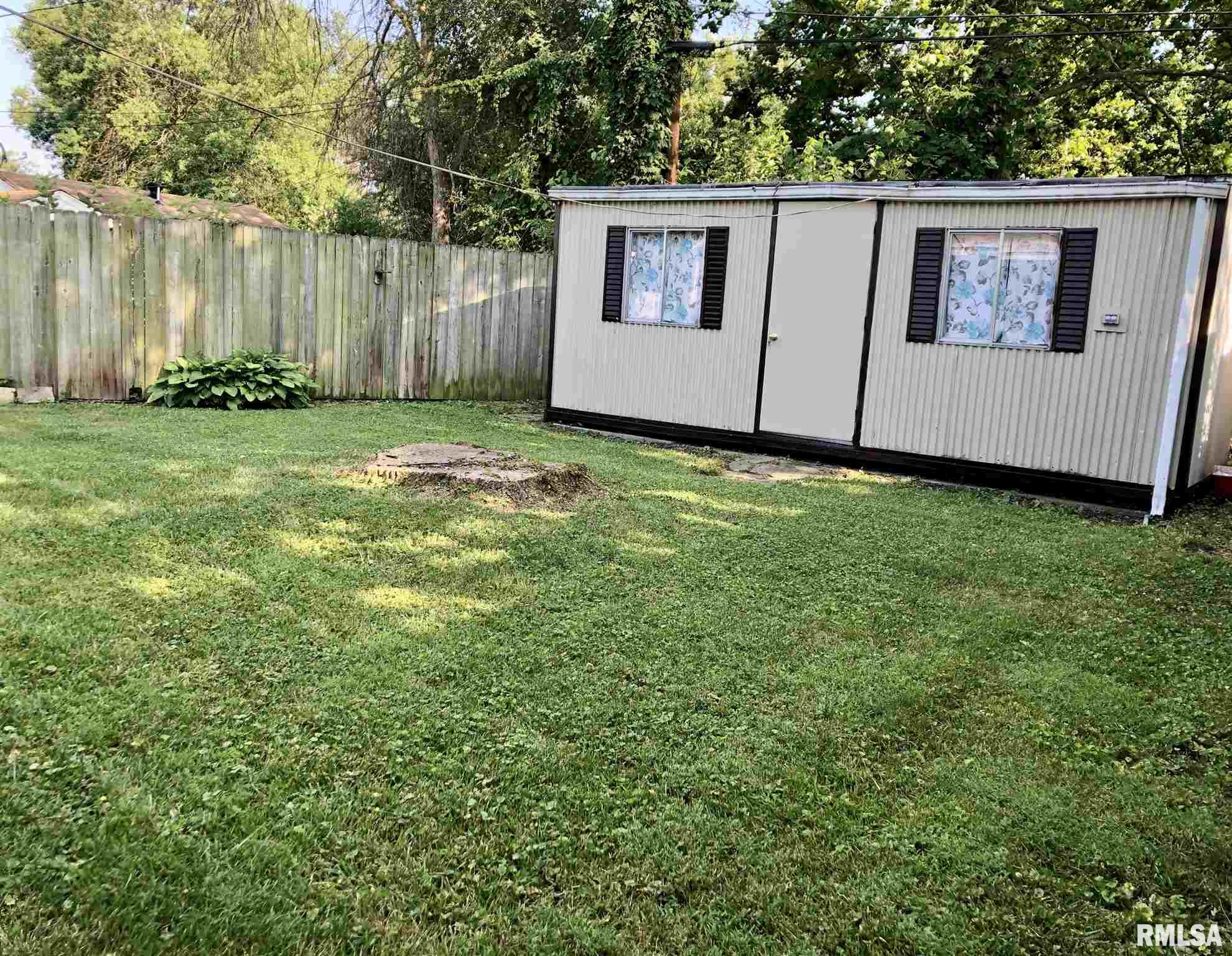 7 Hedge Drive Springfield, IL 62702 - Photo 24 of 24 Gallery Image 24