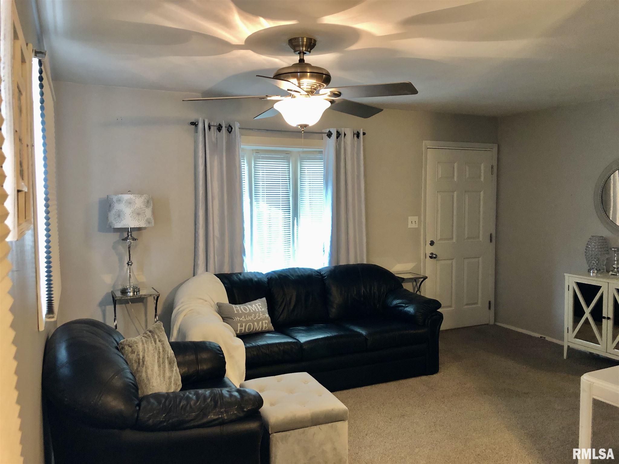 7 Hedge Drive Springfield, IL 62702 - Photo 8 of 24 Gallery Image 8