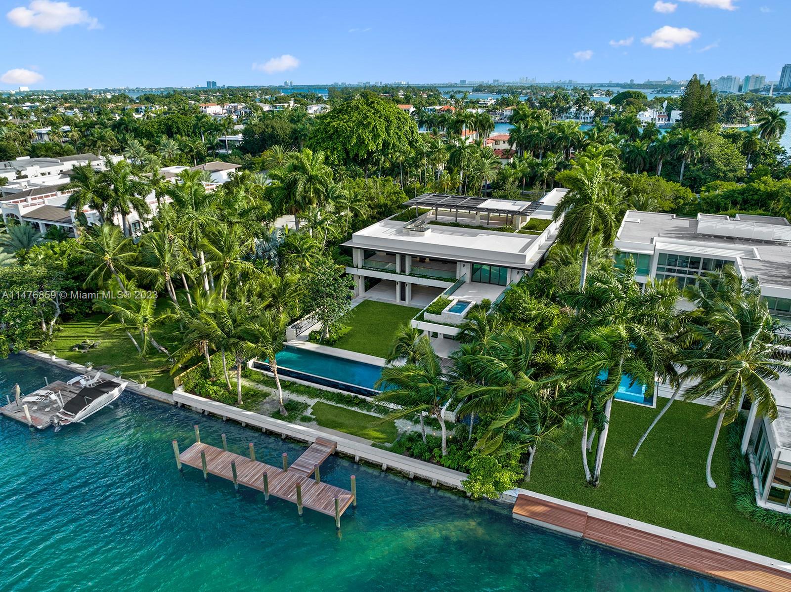 40 Palm Avenue Miami Beach, FL 33139 - Photo 3 of 62 an aerial view of a house with a garden
